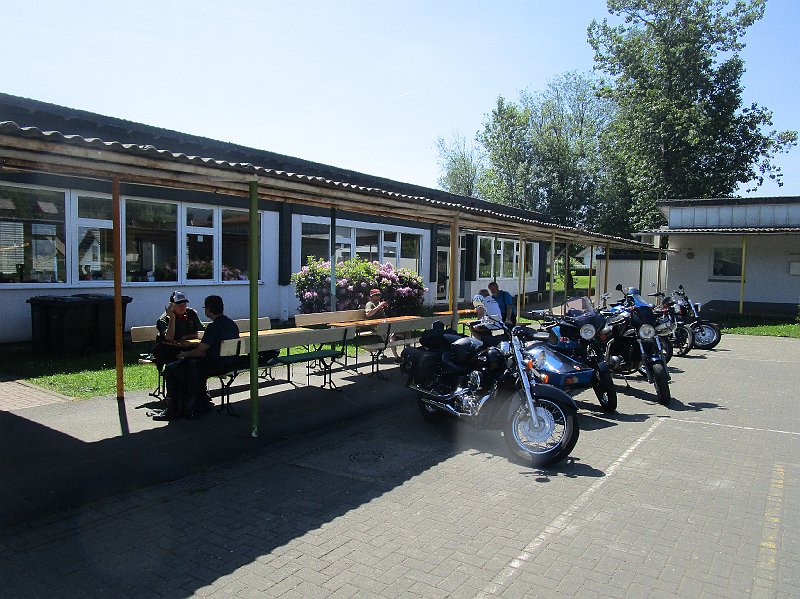 2018.05.26 Probefahrt, Bier, Grill, Freunde, Whisky und... Pflasterarbeiten (165).JPG